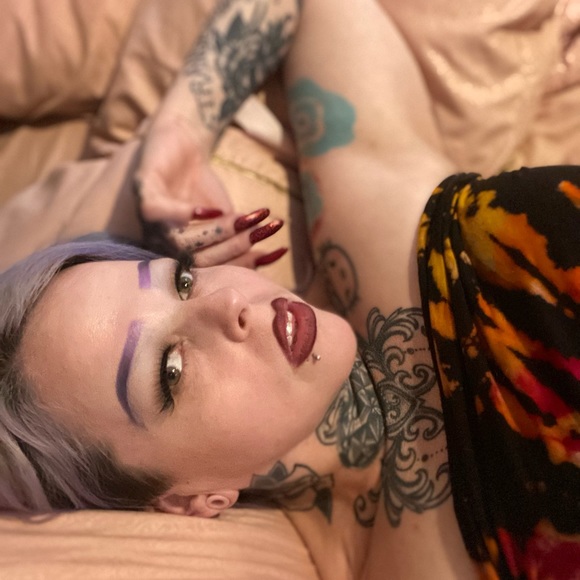 Meet your Posher, Jeanette - Picture 5 of 11